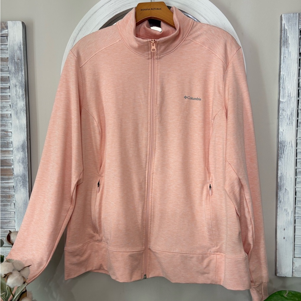 Columbia Women’s Peach Full-Zip light weight Jacket with Thumb holes Sz xxl